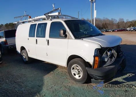 2019 Chevrolet Express 2500 Work Van z USA, uszkodzony, nr VIN 1GCWGAFP5K1298445